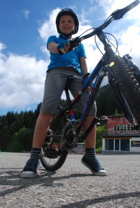 Red Group; Camp Suisse Session 1 2016; mountain biking